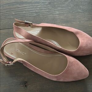 Vionic Pink Suede Slingback Flats - Size 8